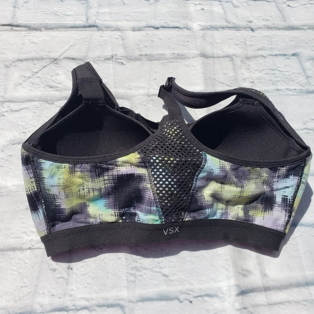 Victoria's secret sport size 34DD